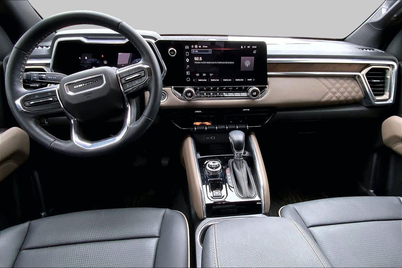 Used 2026 Onyx Black GMC 4WD Denali image 14