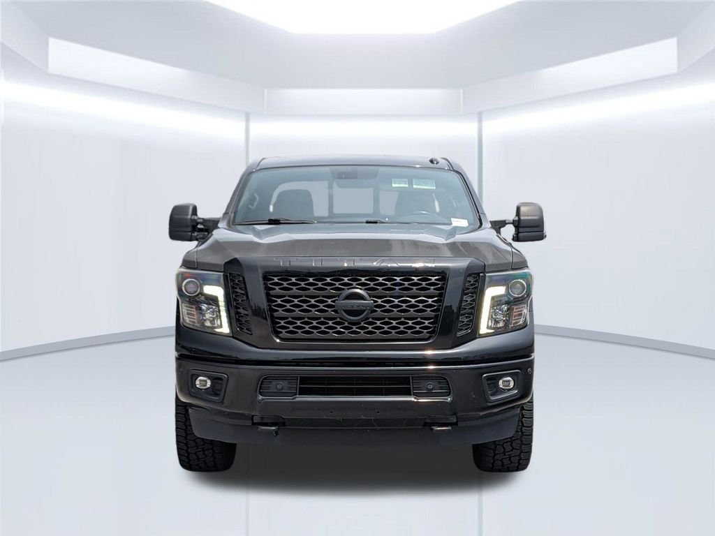 Used 2019 Black Nissan SL image 10