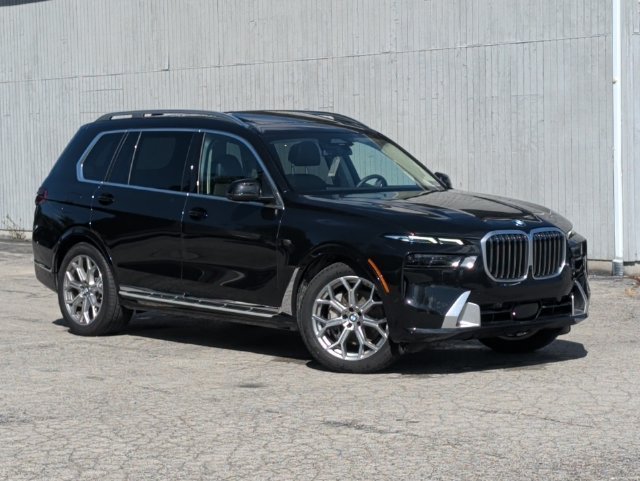 2025 BMW X7 40i - Photo 18