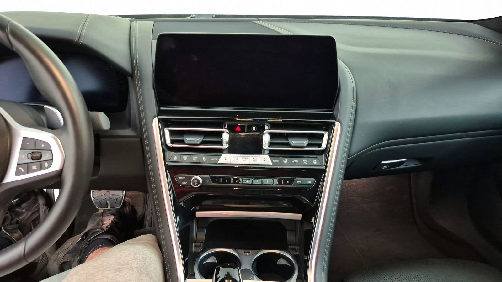 Used 2025 Black BMW 840i image 29
