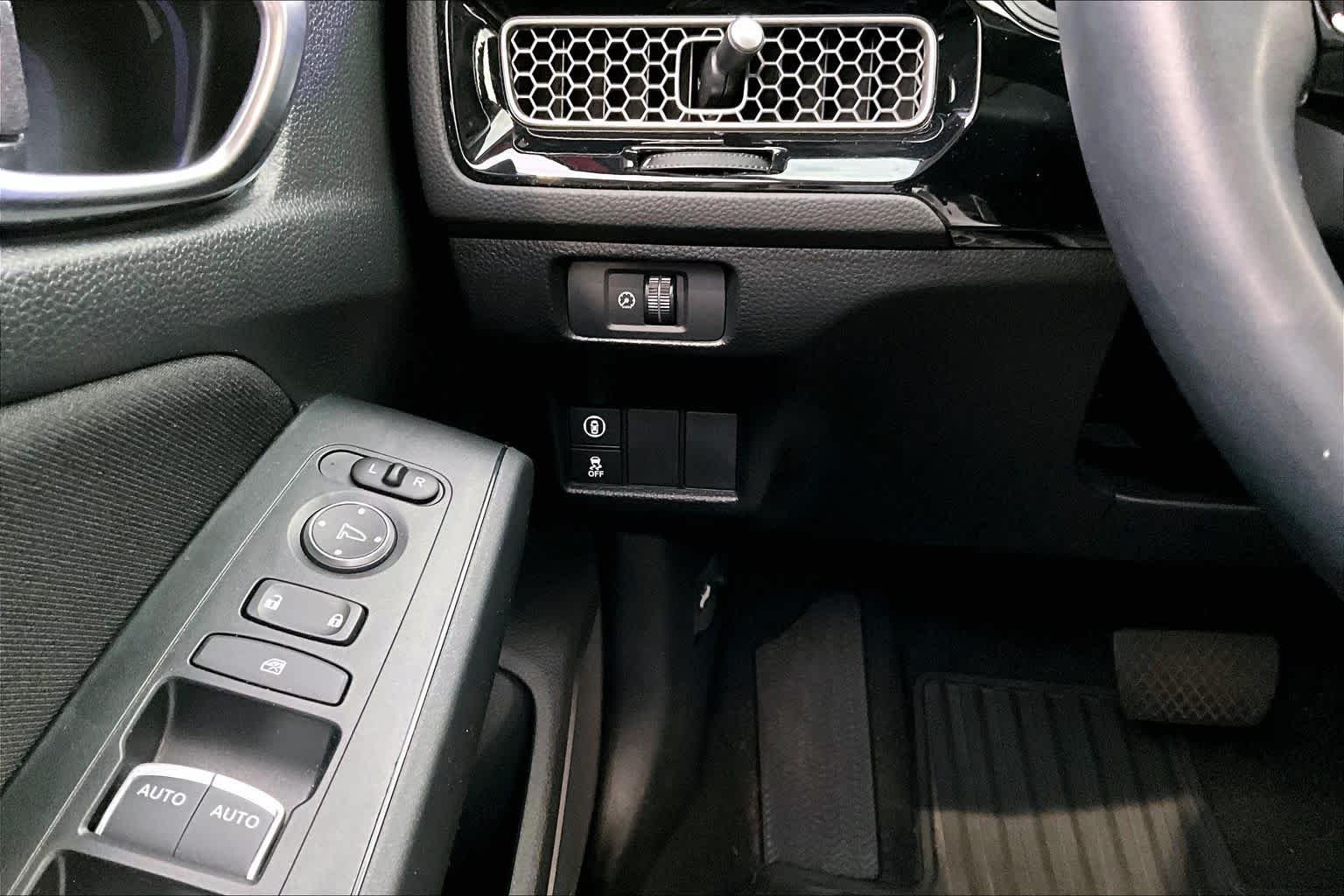 2024 Honda Civic EX - Photo 32
