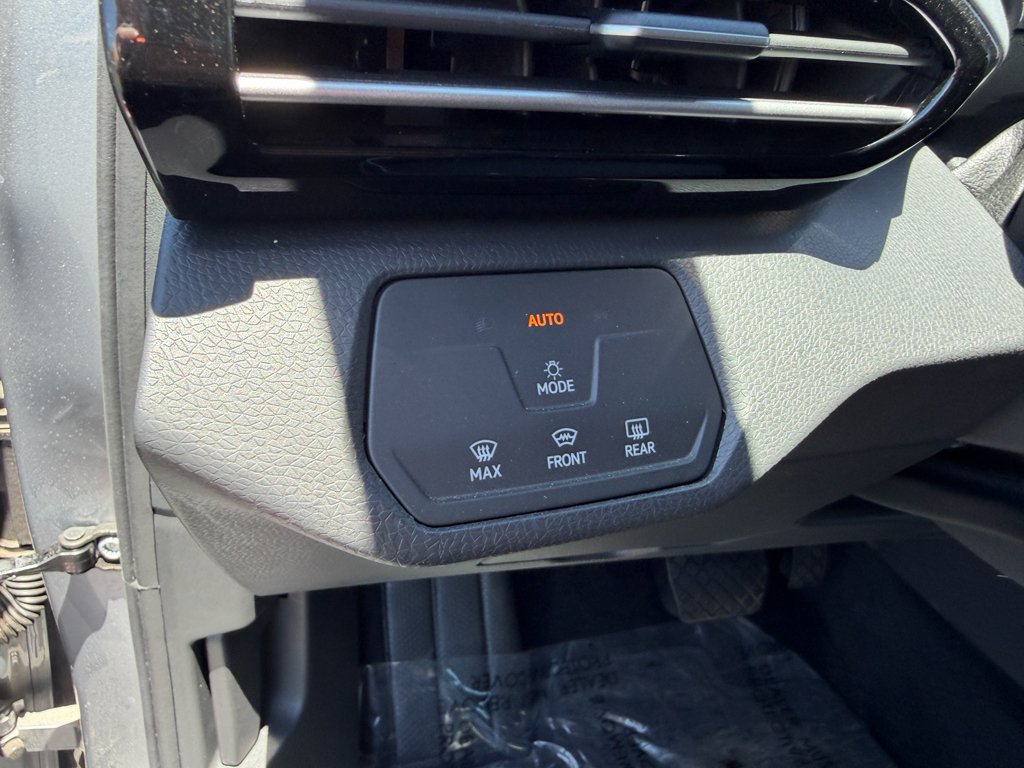 Used 2025 silver mist metallic Volkswagen Pro image 21