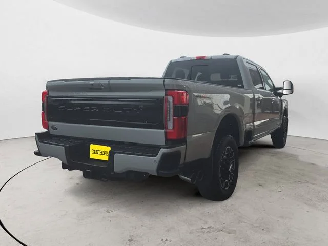 Certified Used 2025  Ford Platinum image 5