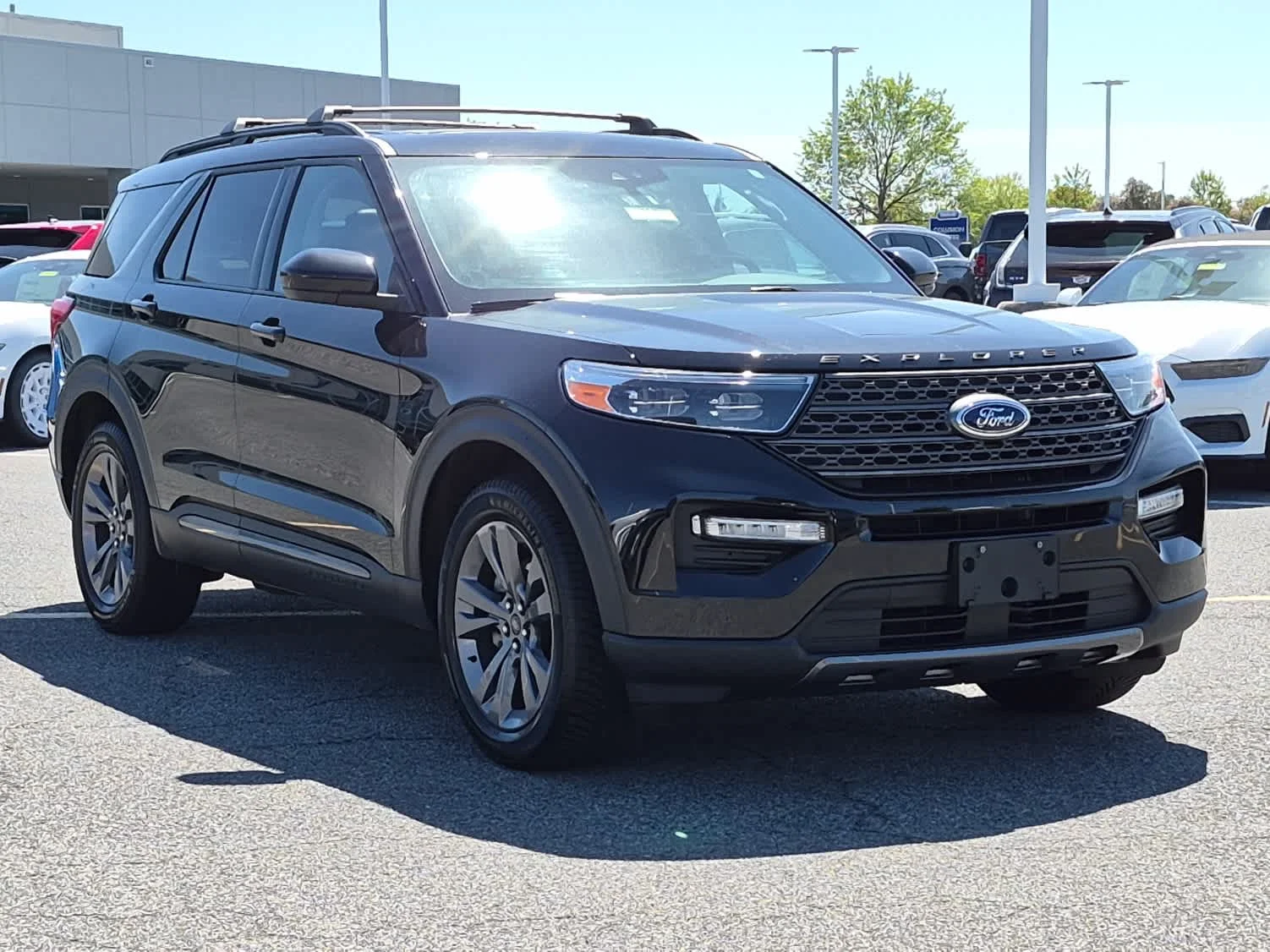 Certified Used 2023 Agate Black Ford XLT image 2