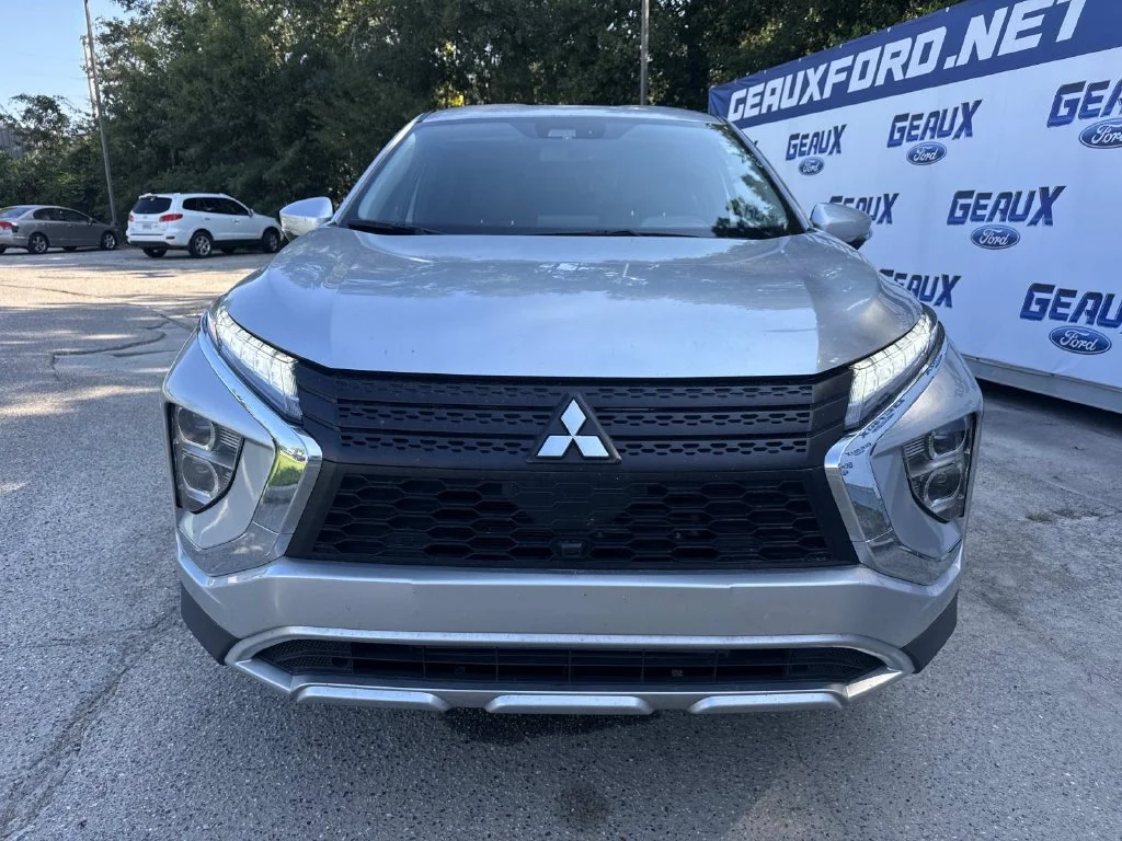 Used 2025 Alloy Silver Metallic Mitsubishi  image 5