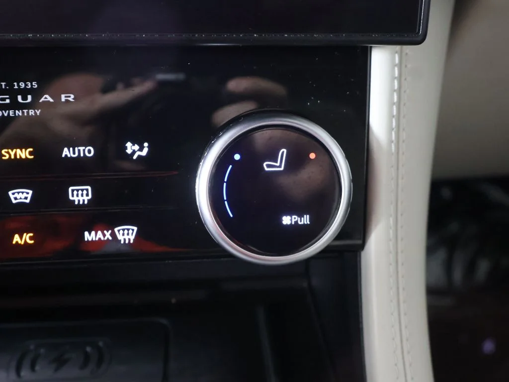 Used 2022 Black Jaguar SVR image 57
