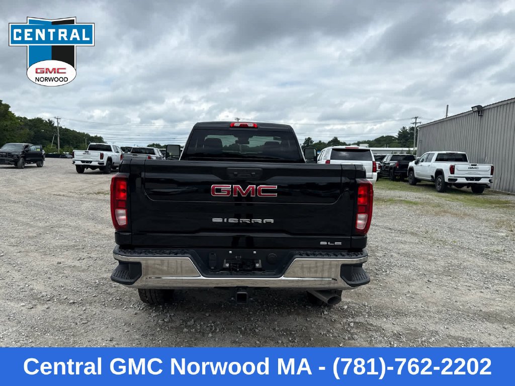 New 2026 Onyx Black GMC SLE image 5