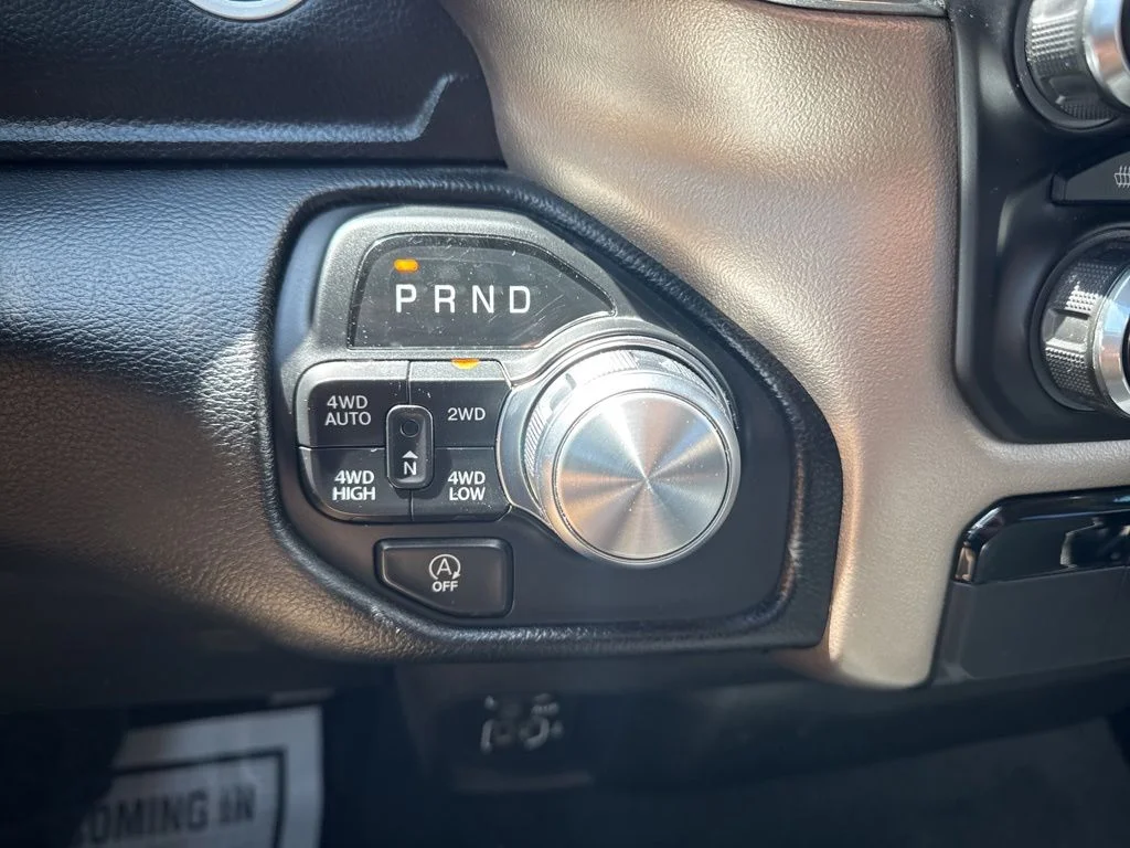 Used 2021 Silver Ram Laramie image 22