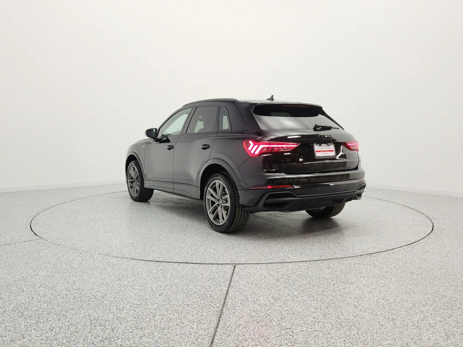 Used 2025 Mythos Black Metallic Audi S line Premium image 7