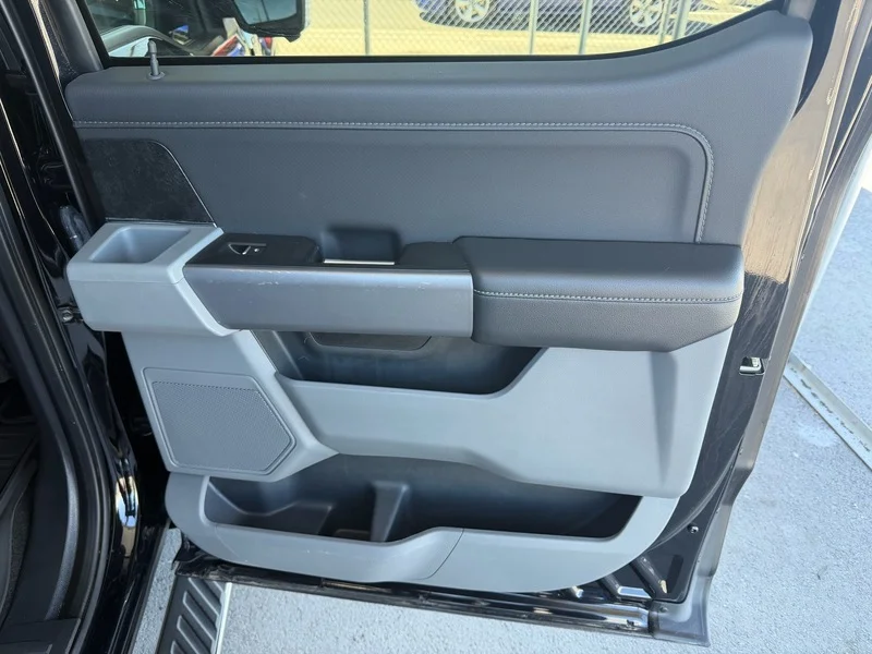 Used 2021 Agate Black Metal Ford XL image 22