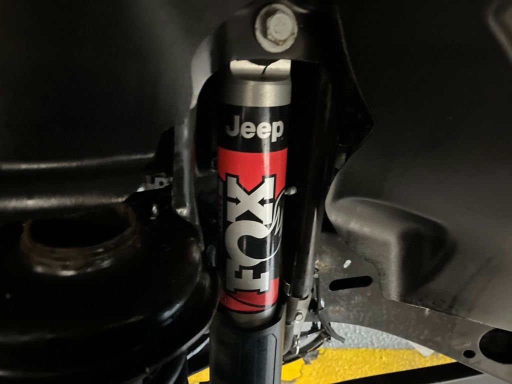 Used 2022 Silver Jeep Rubicon image 16