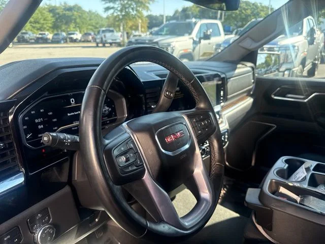 Used 2023 White GMC SLE image 12