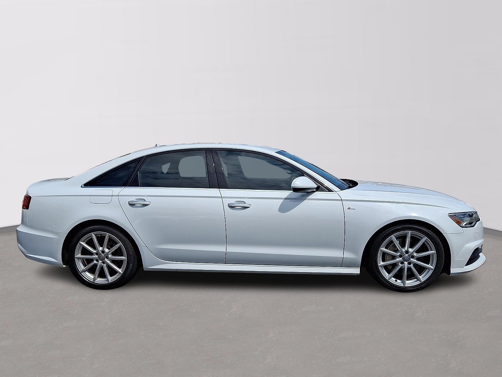 Used 2018 Glacier White Metallic - 2Y2Y Audi 2.0T Premium Plus image 7