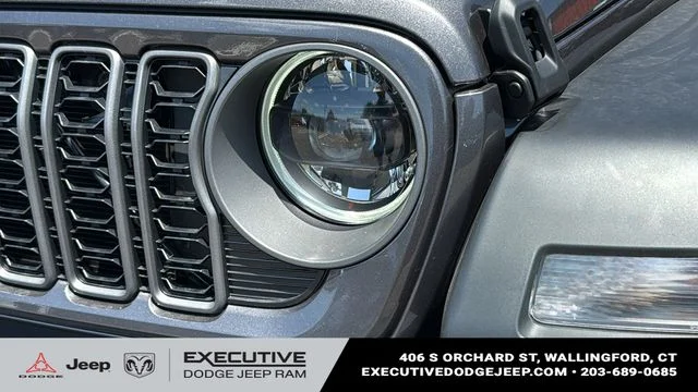 New 2026 Granite Crystal Metallic Clearcoat Jeep Sport S image 7