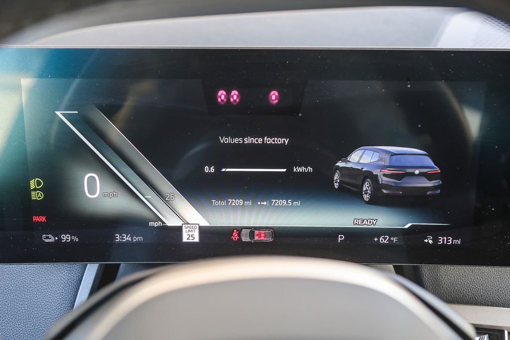 2025 BMW iX 50 - Photo 18