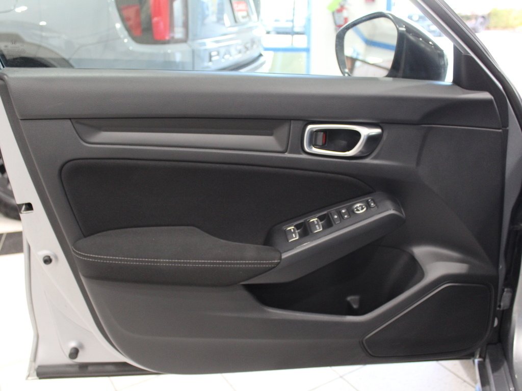 2022 Honda Civic Hatchback Sport - Photo 15