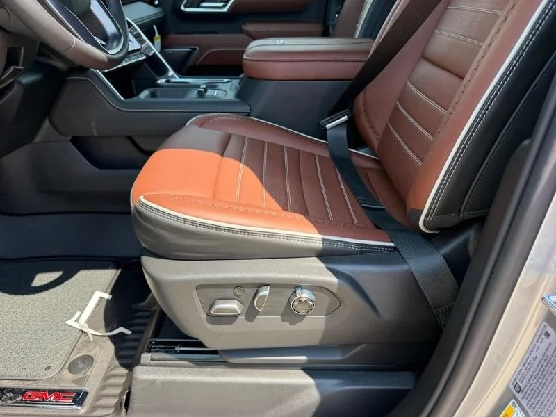 2026 GMC Sierra 2500HD Denali Ultimate - Photo 18