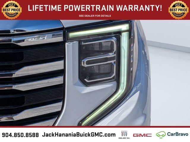 Used 2023 White GMC SLT image 8