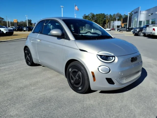 2025 FIAT 500e Battery Electric