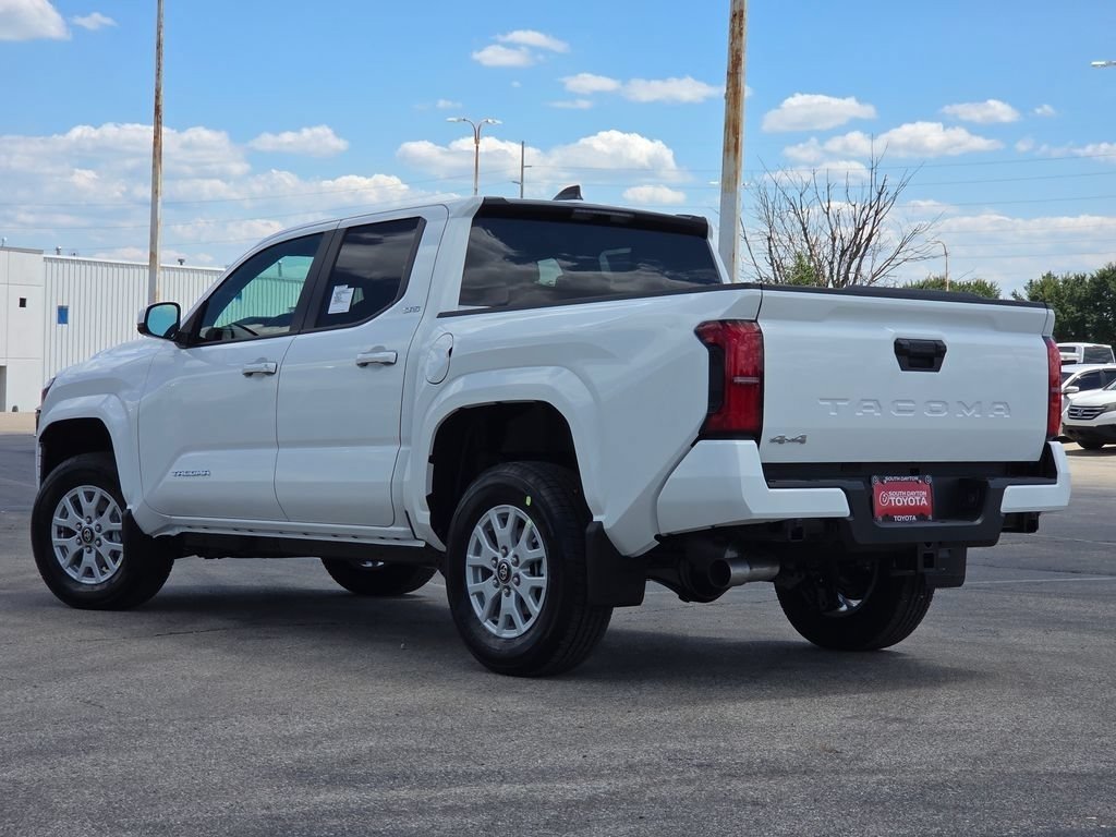 New 2026 Ice Cap Toyota SR5 image 18