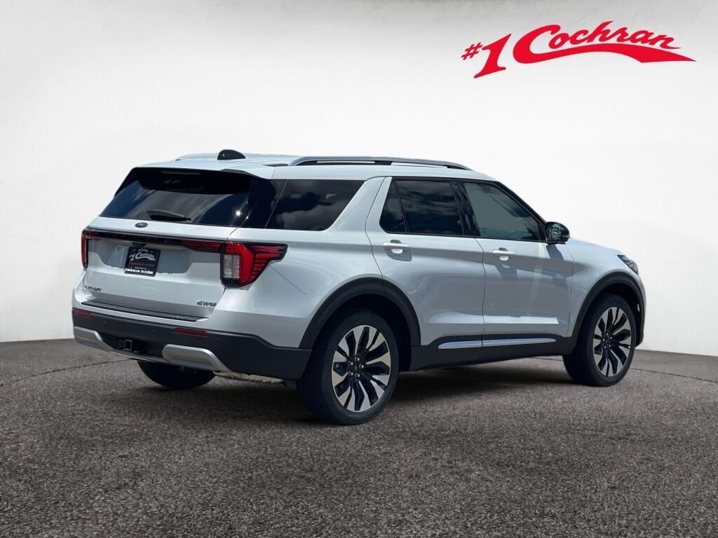 New 2026 Space White Metallic Ford Platinum image 5