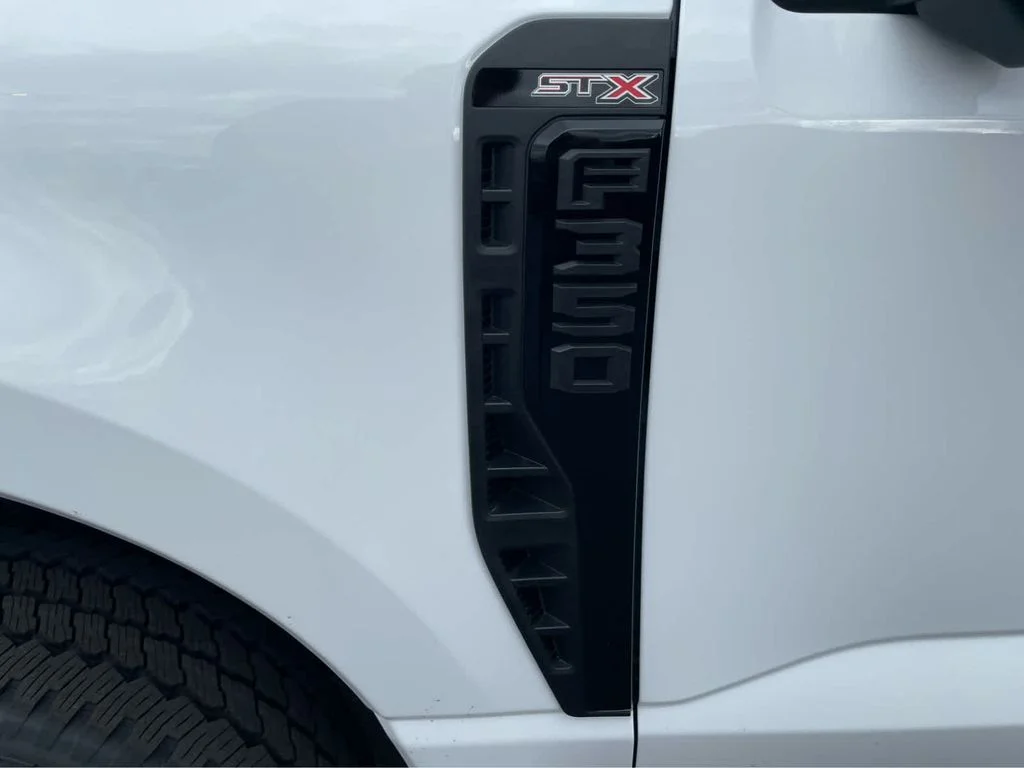 New 2026 Oxford White Ford F-350® XL image 10