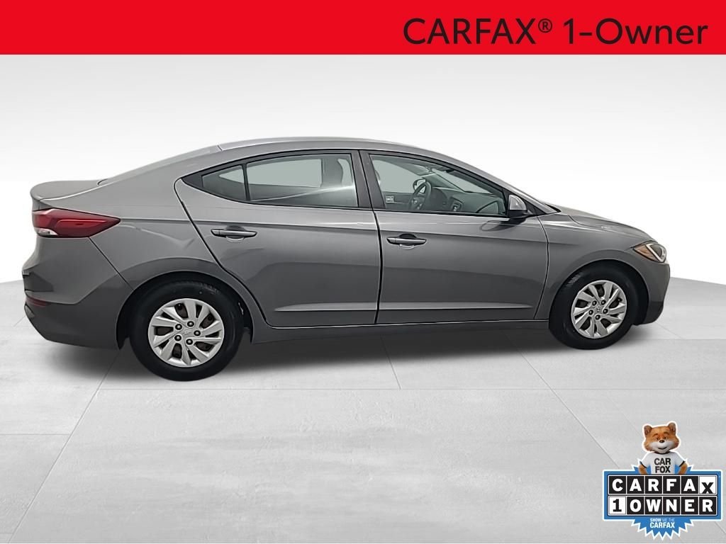 Used 2018 Hyundai Elantra SE with VIN 5NPD74LF8JH350274 for sale in Palatine, IL