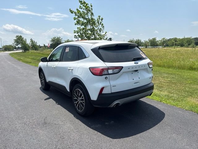 Used 2021 White Ford SE image 7