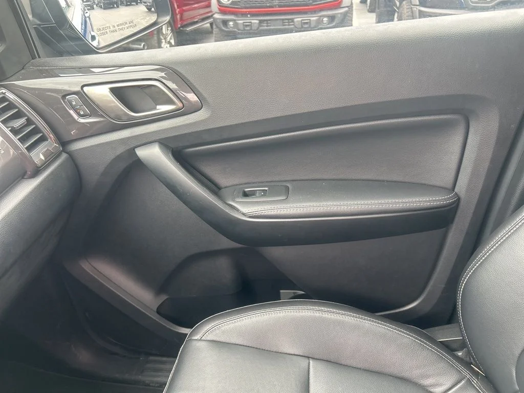 Used 2019 Lightning Blue Ford Lariat image 21