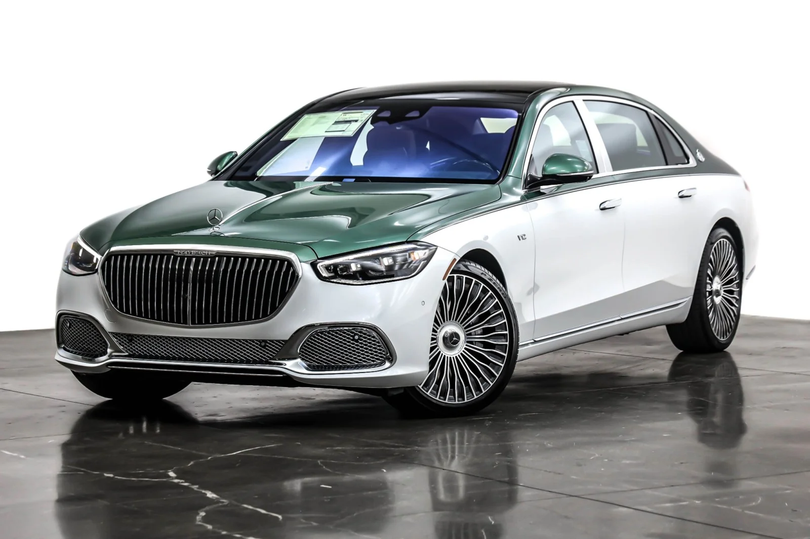 Used 2026 MOONLIGHT WHITE META Mercedes-Benz Maybach S 680 image 1