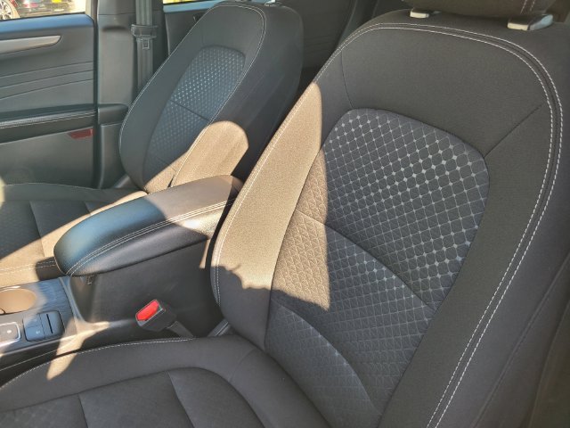 Used 2025 Gray Ford Active image 13