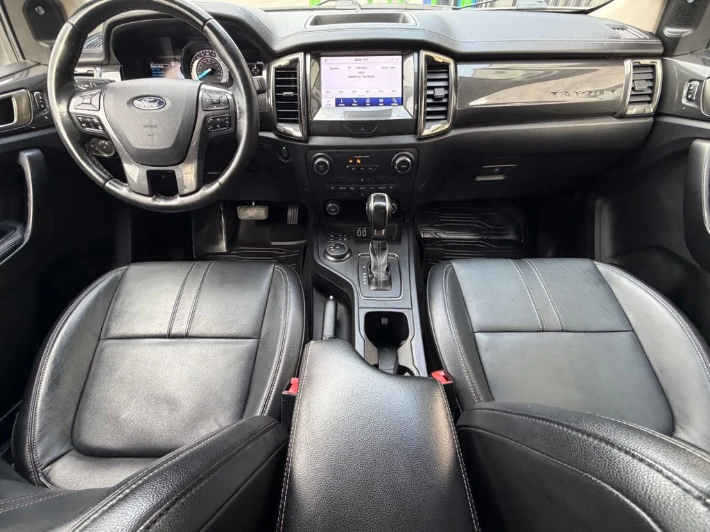 Used 2020 Black Ford Lariat image 8