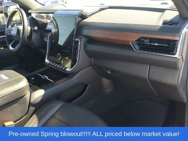 Used 2025 White GMC Denali image 51