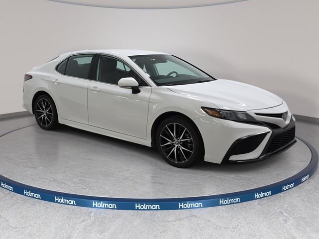 Used 2024 White Toyota SE image 3