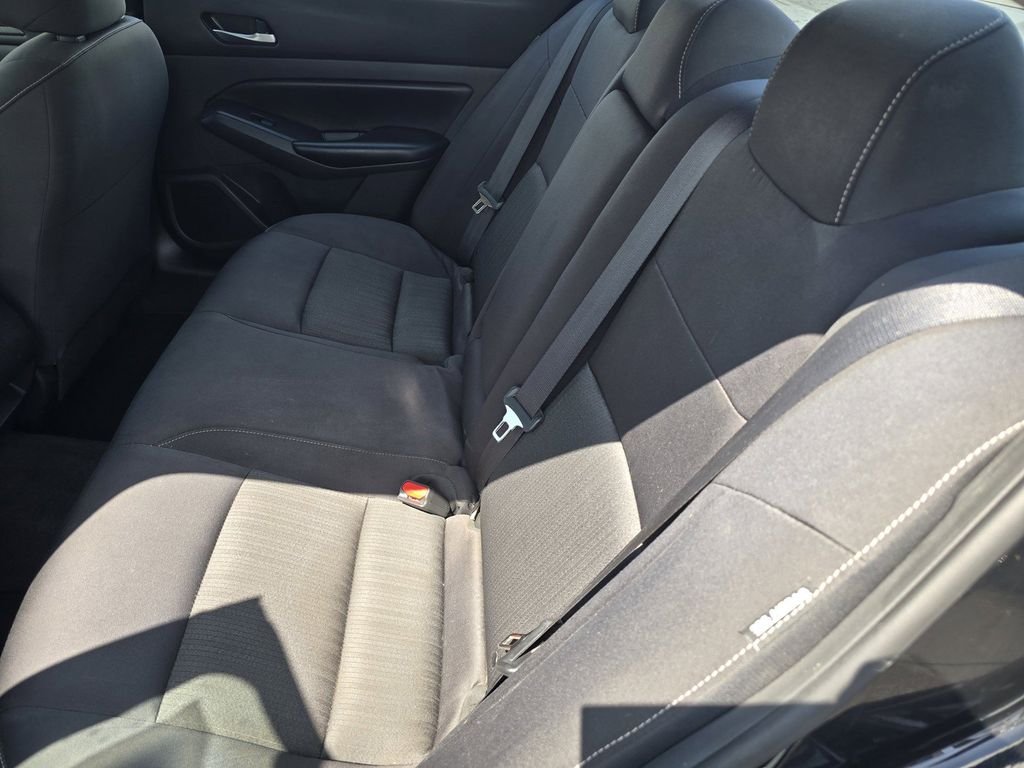 Used 2022 Black Nissan 2.5 S image 11