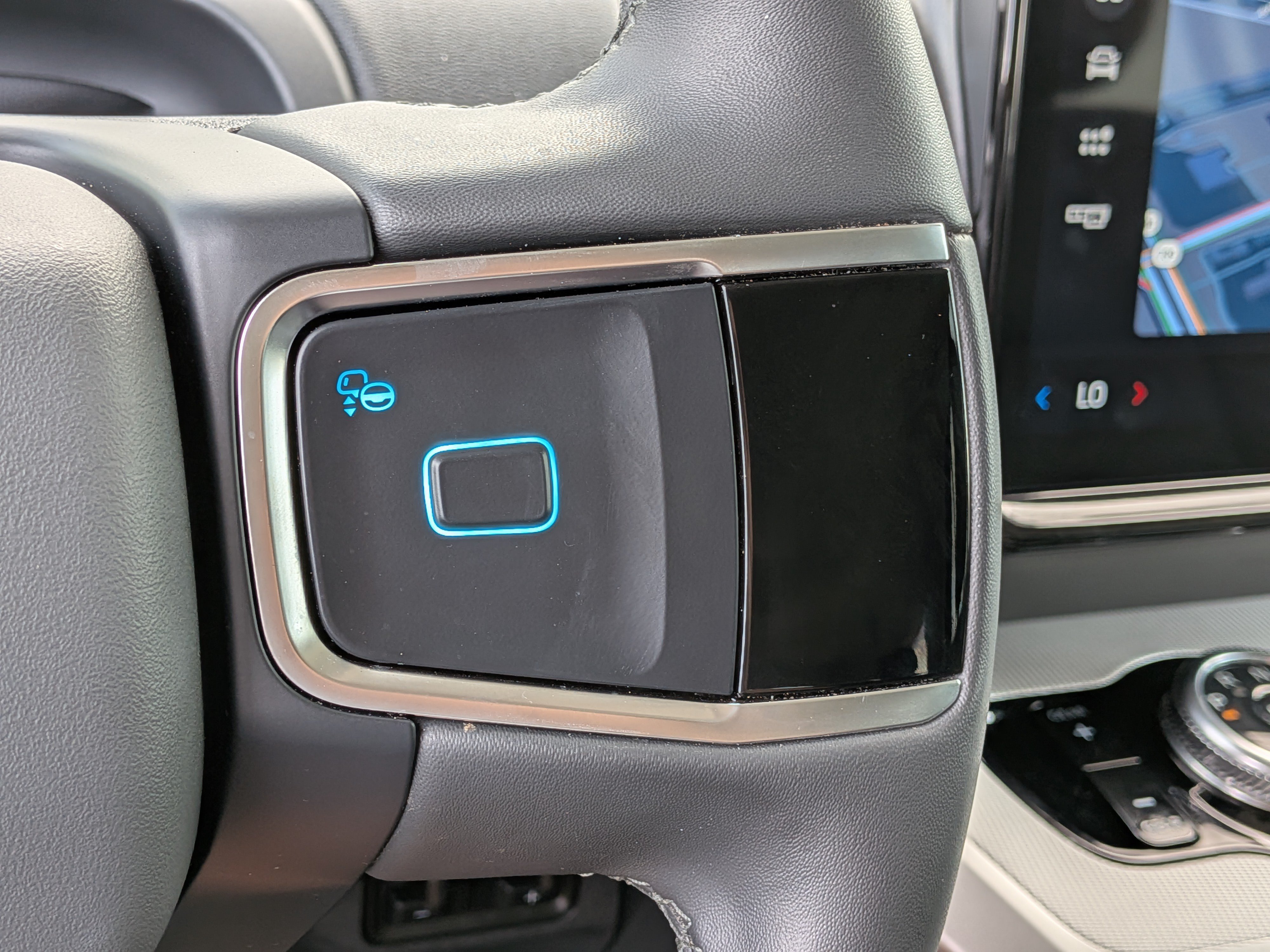 2025 Ford Expedition Active - Photo 25