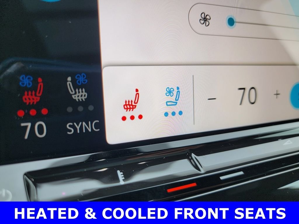 2025 Volkswagen Atlas Cross Sport SE w/Tech - Photo 38