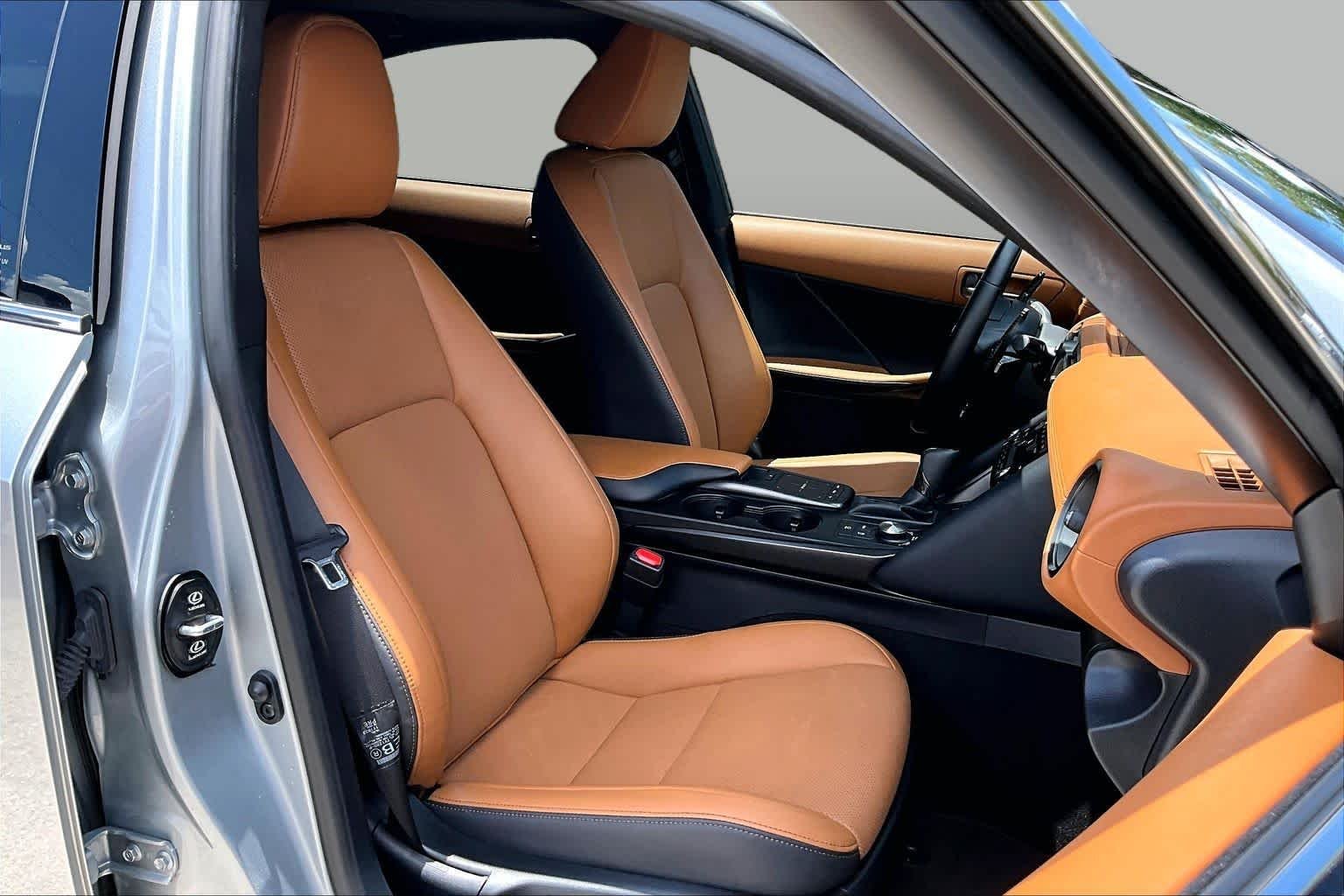 Used 2025 Iridium Lexus F SPORT Design image 9