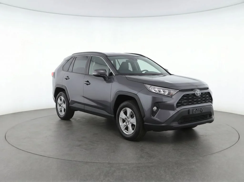 Used 2020 Gray Toyota XLE image 3