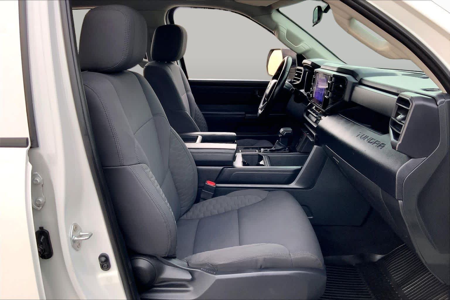 Used 2022 White Toyota SR image 9