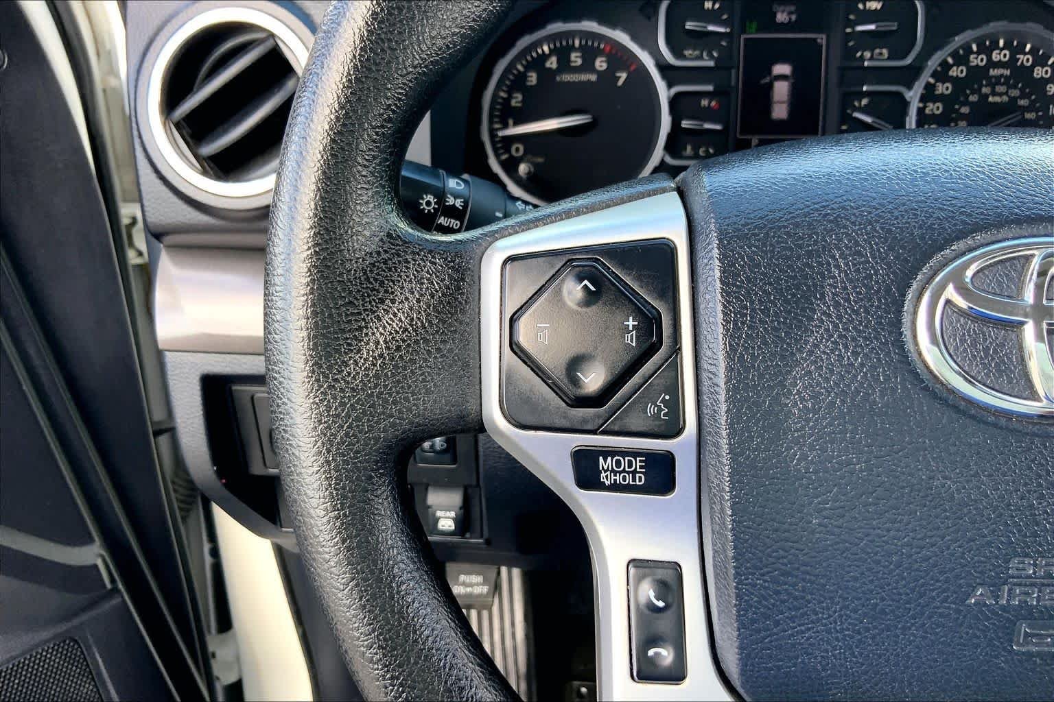 Used 2020 Super White Toyota SR5 image 23