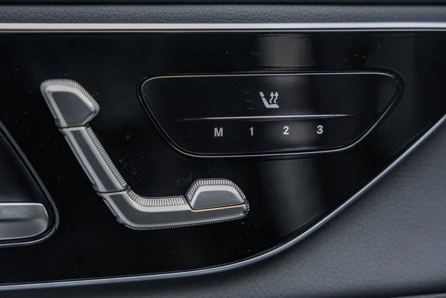 2025 Mercedes-Benz GLC Base - Photo 34