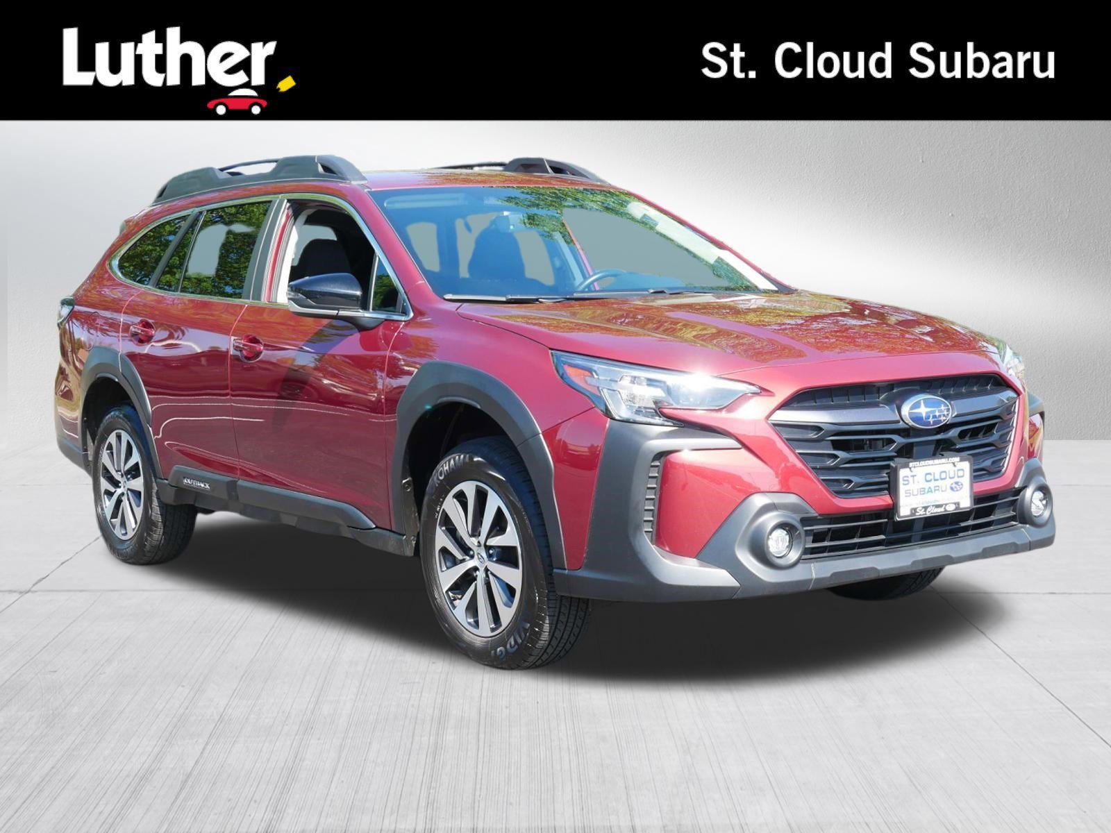 2025 Subaru Outback Premium's photo