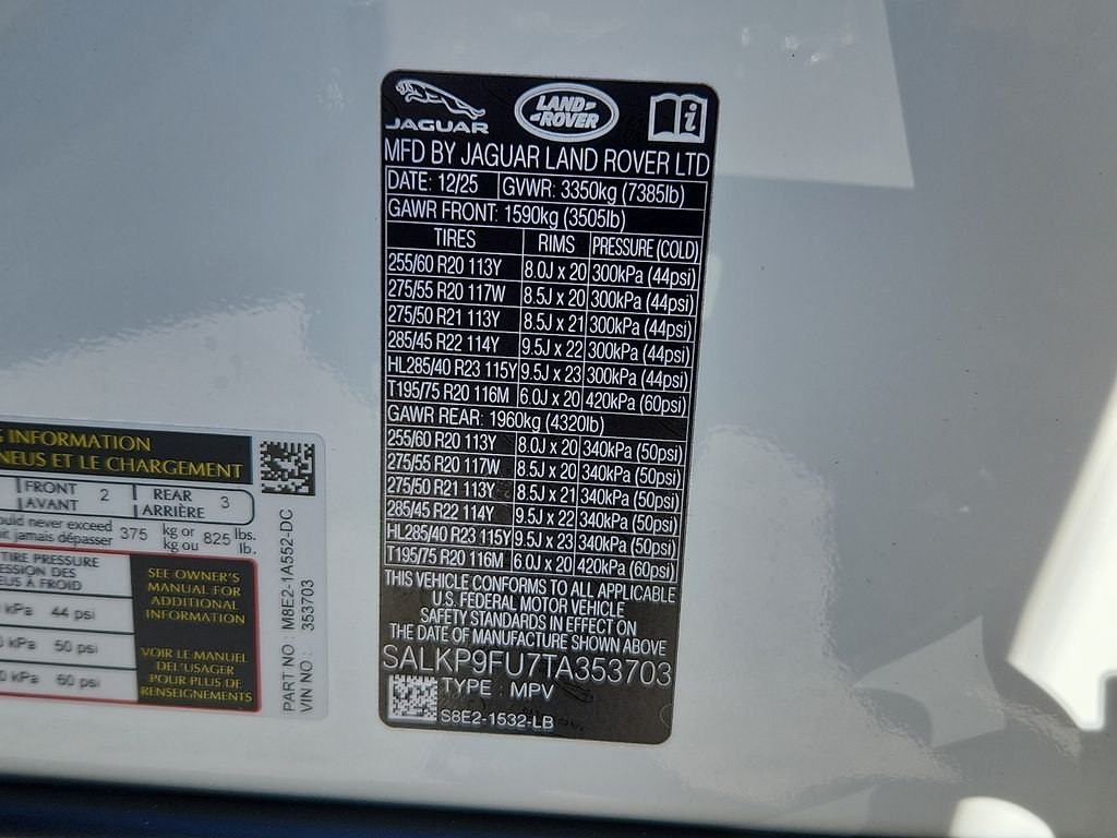 New 2026 Fuji White Land Rover SE image 10