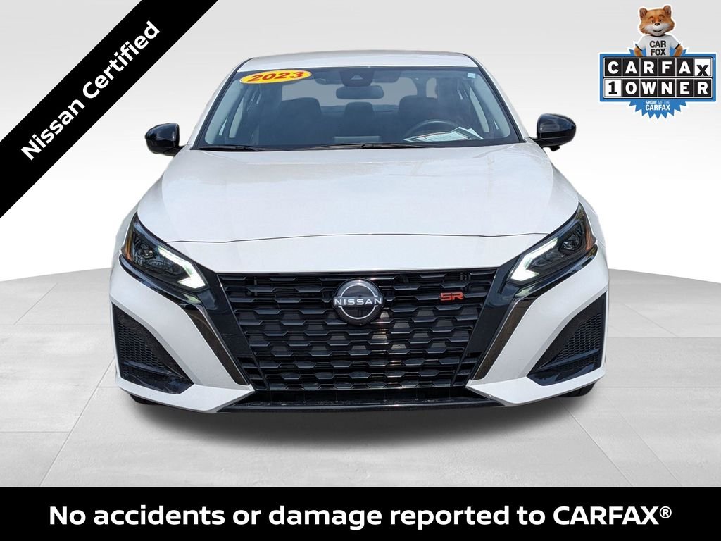 Certified Used 2023 Pearl White Nissan 2.5 SR image 3