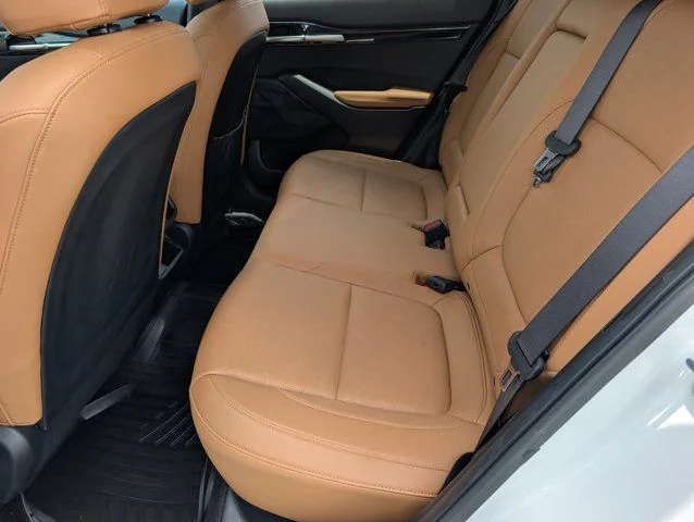 Used 2024 Snow White Pearl Kia EX image 29