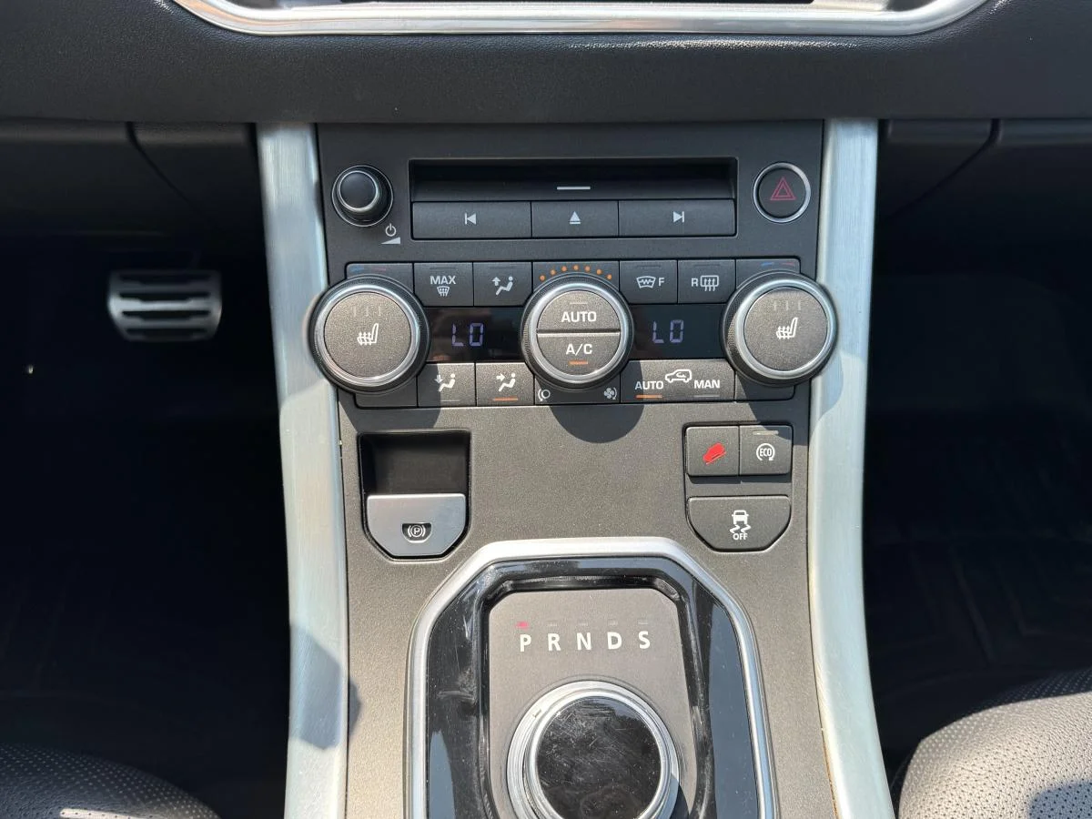 Used 2015 Orange Land Rover Dynamic Premium 5 image 22