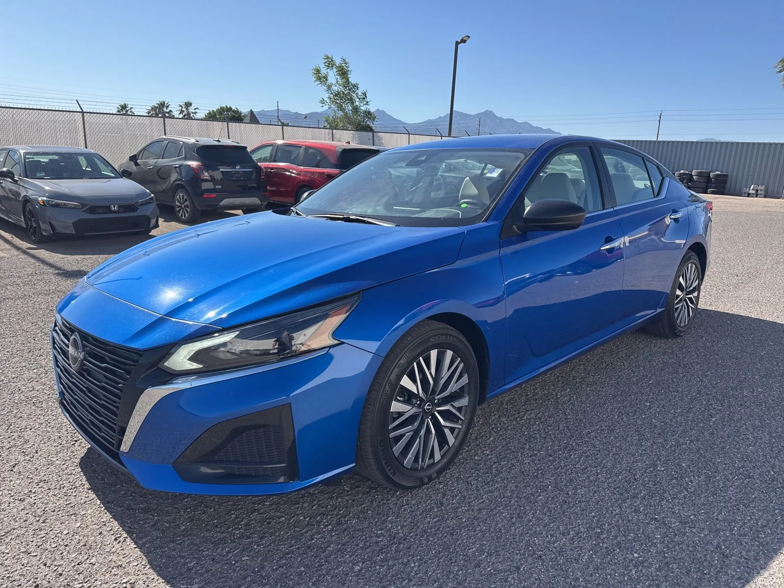 2025 Nissan Altima SV - Photo 7