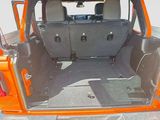 Used 2025 Orange Jeep Sport S image 19