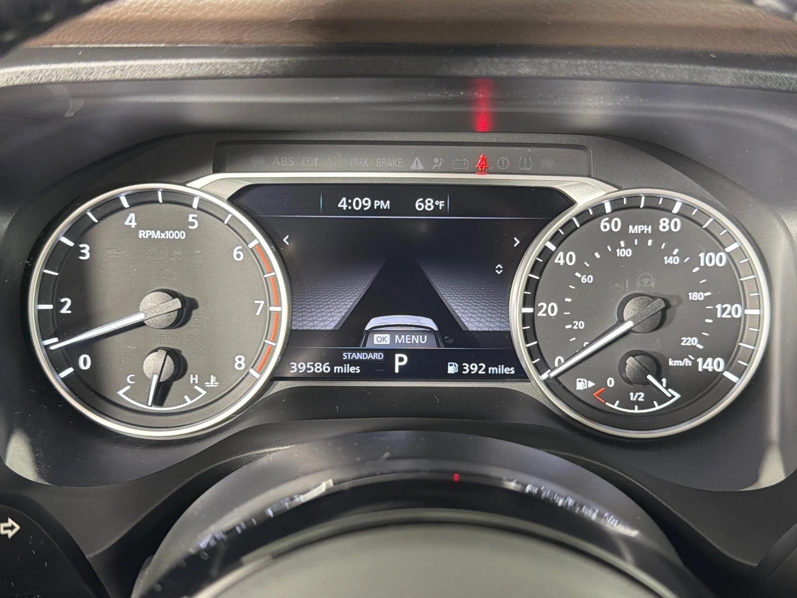 Used 2023 Super Black Nissan SL image 28